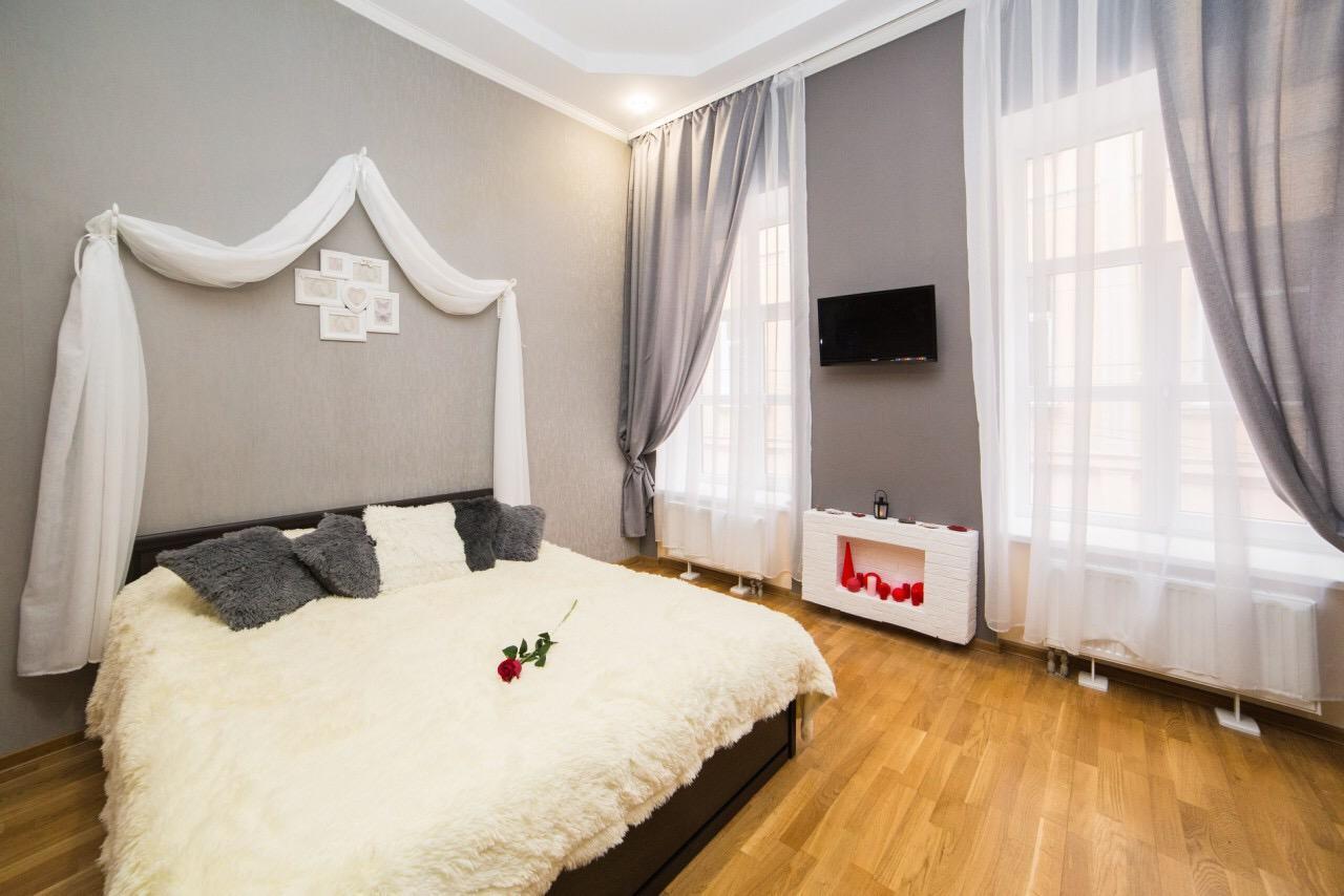 Avangard Liberty Avenue Apart Leopoli Esterno foto